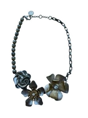 Jessica Simpson Silver Gold Mixed Metal Floral Statement Necklace